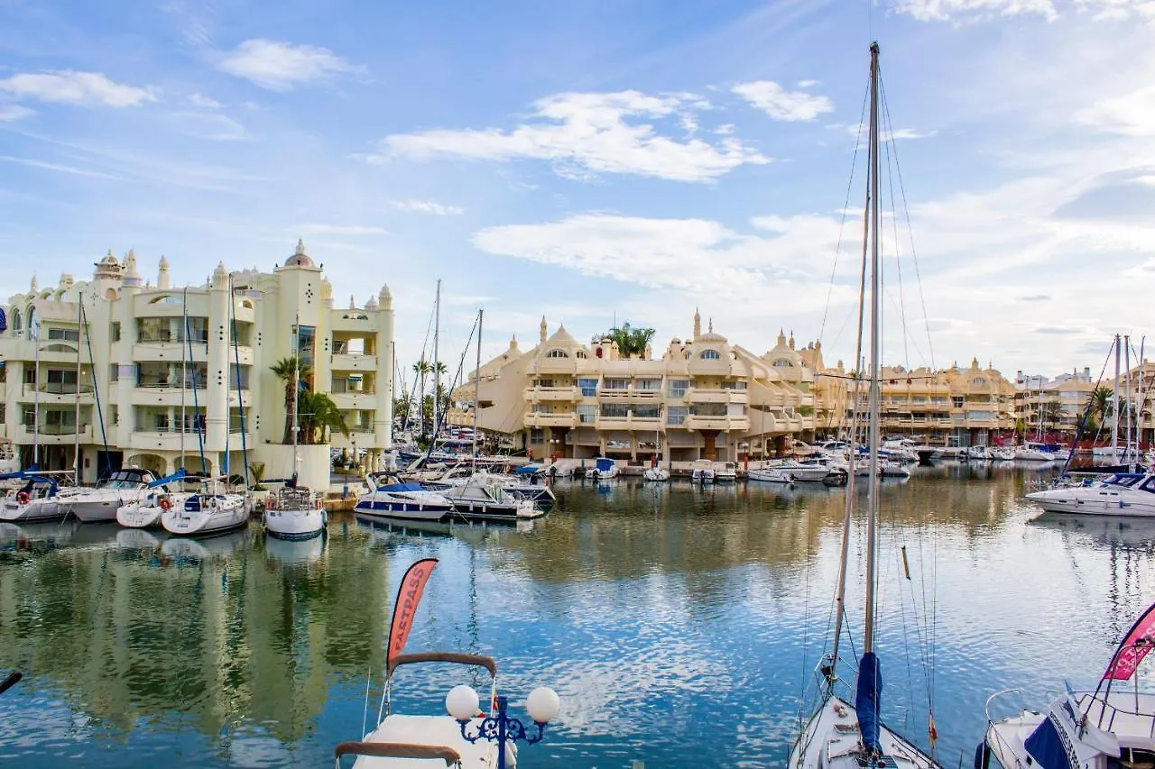 Benal beach suite, estudio con parque acuático y vistas al mar. Benalmádena