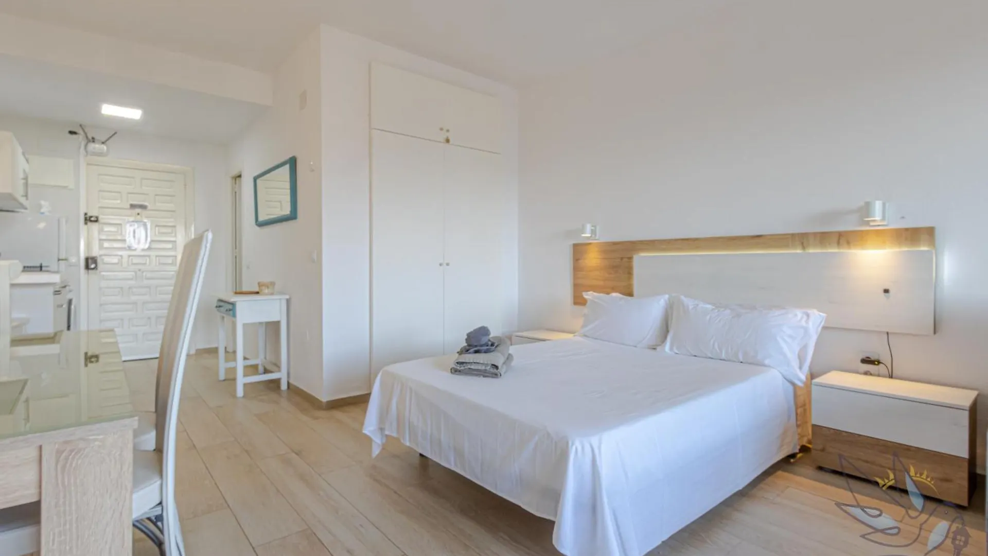 Benal beach suite, estudio con parque acuático y vistas al mar. Benalmádena Apartamento