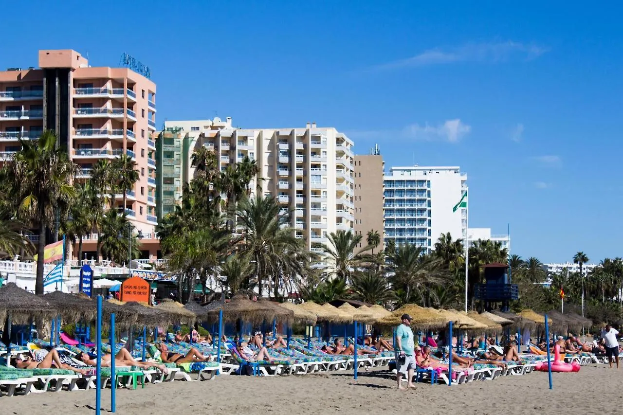 Benal Beach Suite, Parque Acuatico Y Vistas Al Mar Benalmadena Apartment